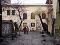 Blick auf den Innenhof der Synagoge