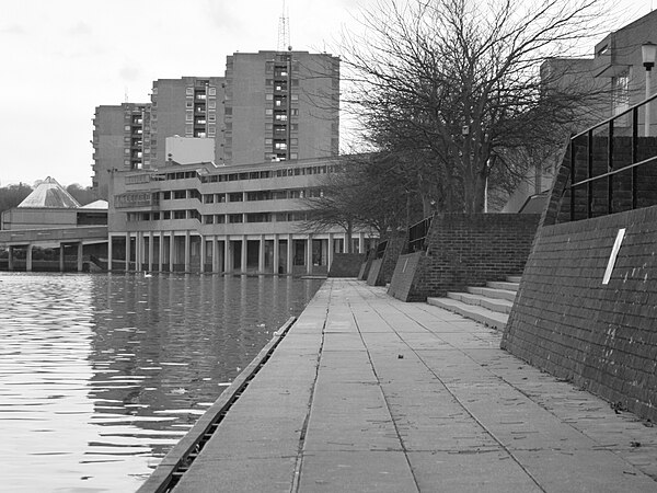 Thamesmead South Housing Estate where Alex knocks his rebellious droogs into the lake