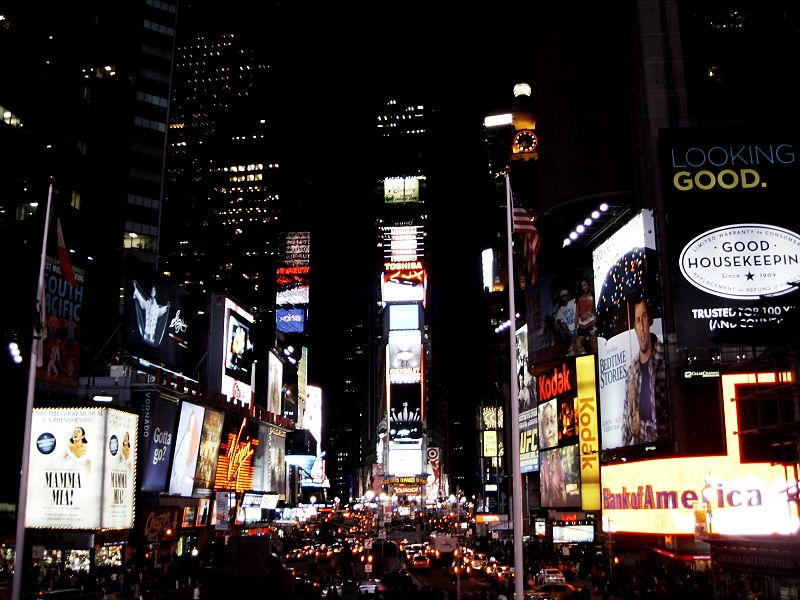 File:Times Square - panoramio - JavierDo.jpg