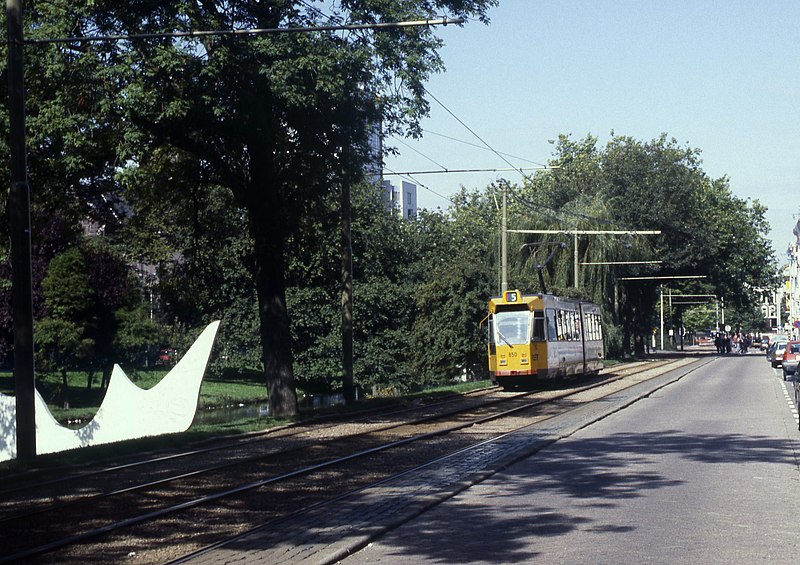 File:Tram Rotterdam 1992 2.jpg