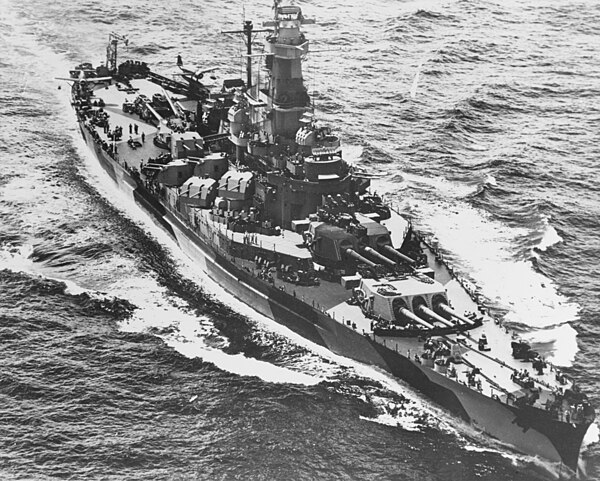 USS Indiana, underway in 1944