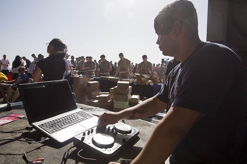 File:USS Mesa Verde (LPD 19) 140504-M-MX805-077 (13970956278).jpg