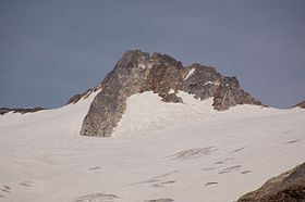 Vue du sommet depuis l'ouest.