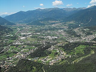 <span class="mw-page-title-main">Castel Ivano</span> Comune in Trentino-Alto Adige/Südtirol, Italy