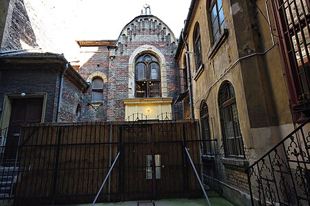 Vasvari Pal St Synagogue Pest Hungary.jpg