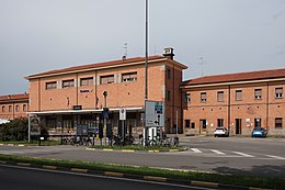 Veduta della Stazione di Ferrara (1948-1949).jpg