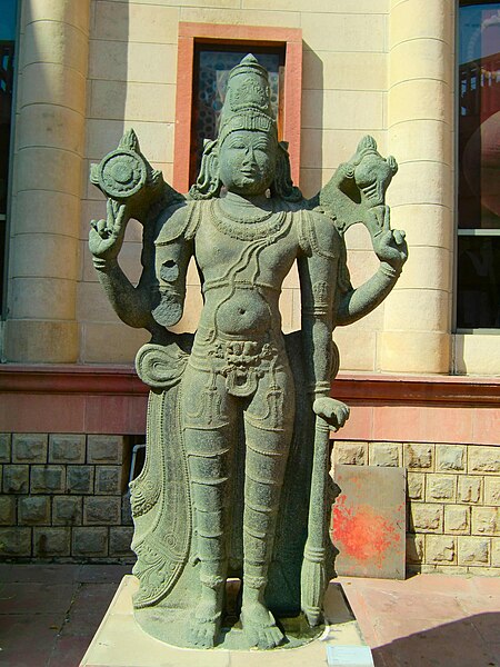 File:Vishnu National Museum01.jpg