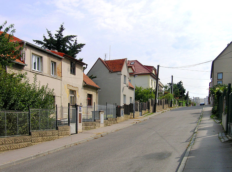 File:Vycpálkova str, Prague Chodov.jpg