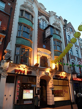 <span class="mw-page-title-main">Wong Kei</span> Restaurant in London, England