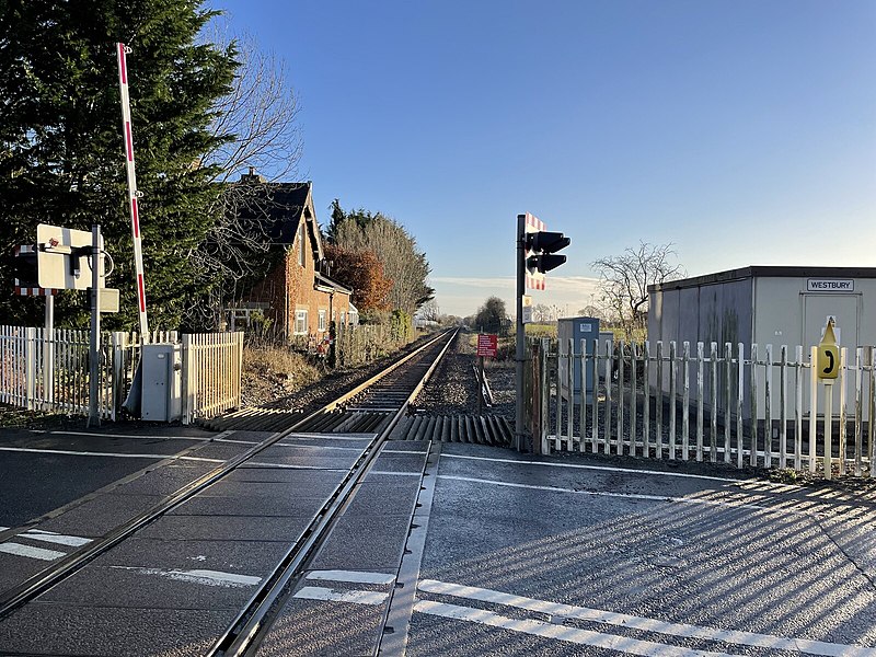 File:Westbury (Salop) railway station (site) (geograph 7100721).jpg