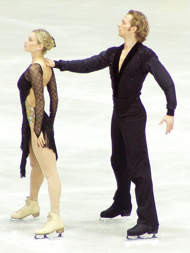 Kati Winkler und René Lohse beim Pflichttanz, Weltmeisterschaft im Eiskunstlaufen 2004 in Dortmund