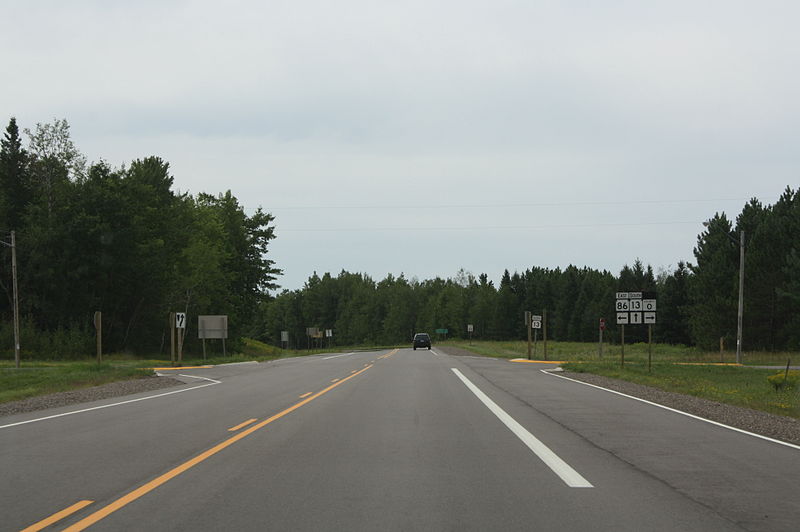 File:Wisconsin Highway 86 west terminus from WIS13.jpg