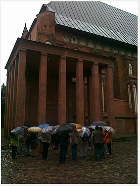 At Kant's grave