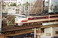 国鉄キハ80系気動車 - Wikipedia