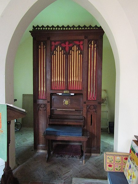 File:-2018-08-19 Organ, Parish church of Saint John the Baptist's head, Trimingham.JPG