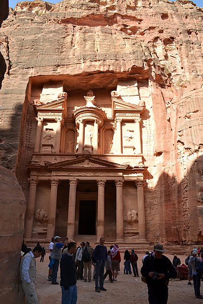 File:01 Petra High Place of Sacrifice Trail - Path to the Siq - panoramio (1).jpg