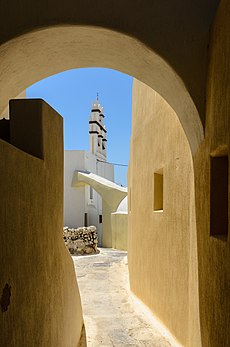 Rua na cidade velha de Emporio, Santorini, Grécia (definição 2 318 × 3 500)