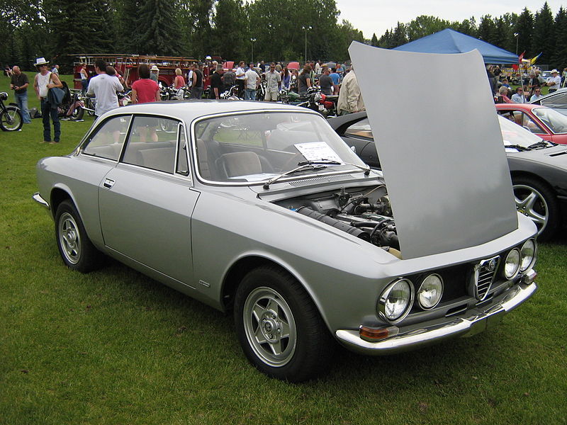 File:1970 Alfa Romeo 1750 GTV (3736430471).jpg