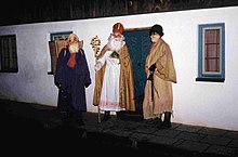 St. Nicholas and his companions in Haunzenbergersoll, Bavaria (1986) 1986 Haunzenbergersoll Nikolaus.jpg