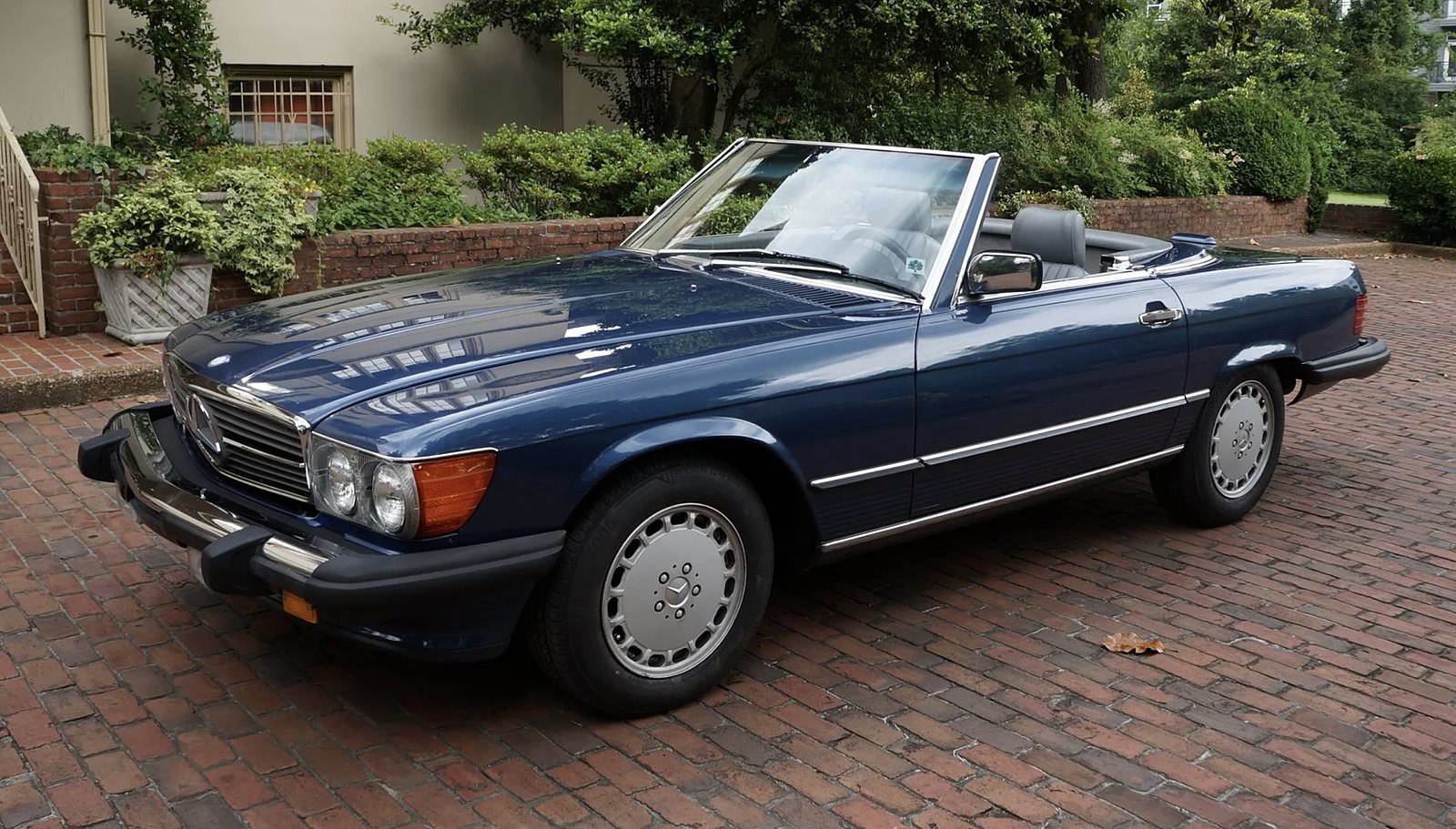 Mercedes 560 SL r107