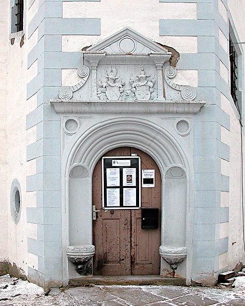 File:20060203025DR Dresden-Schönfeld Renaissanceschloß Portal.jpg