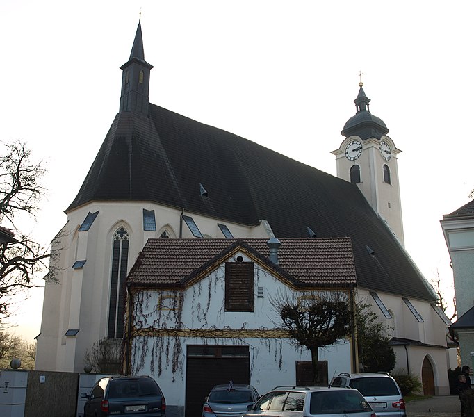 File:2011.11.20 - Neuhofen Pfarrkirche - 03.jpg