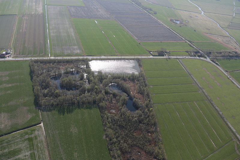 File:2013-05-03 Fotoflug Nordholz Papenburg HP 3086.JPG