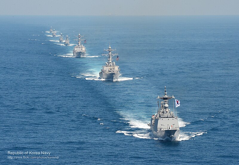 File:2013. 3. 2013 해상전투단 연합훈련 Republic of Korea Navy Maritime battle group Combined Exercises ('13 Key Resolve Exercise) (8655798603).jpg