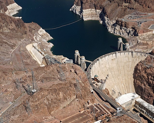 Image: 2017 Aerial view Hoover Dam 4774