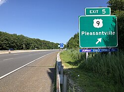 2020-07-12 16 19 59 View east along New Jersey State Route 446 (Atlantic City Expressway) at Exit 5 (U.S. Route 9, Pleasantville) in Pleasantville, Atlantic County, New Jersey.jpg