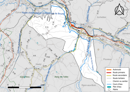 Carte en couleur présentant le réseau hydrographique de la commune