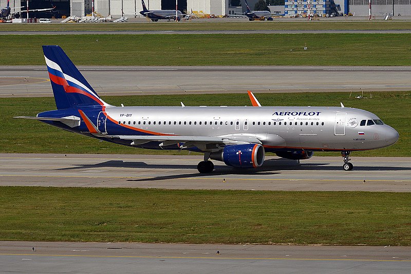 File:Aeroflot, VP-BIY, Airbus A320-214 (28255423358) (2).jpg