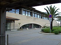 Nhà ga sân bay Toulon-Hyères.JPG