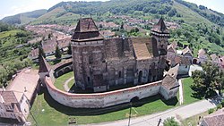 Ansamblul bisericii evanghelice fortificate-vedere aeriana(laterala).JPG