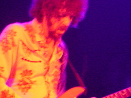 Audley Freed playing with New Earth Mud on June 28, 2004 at Irving Plaza, New York City