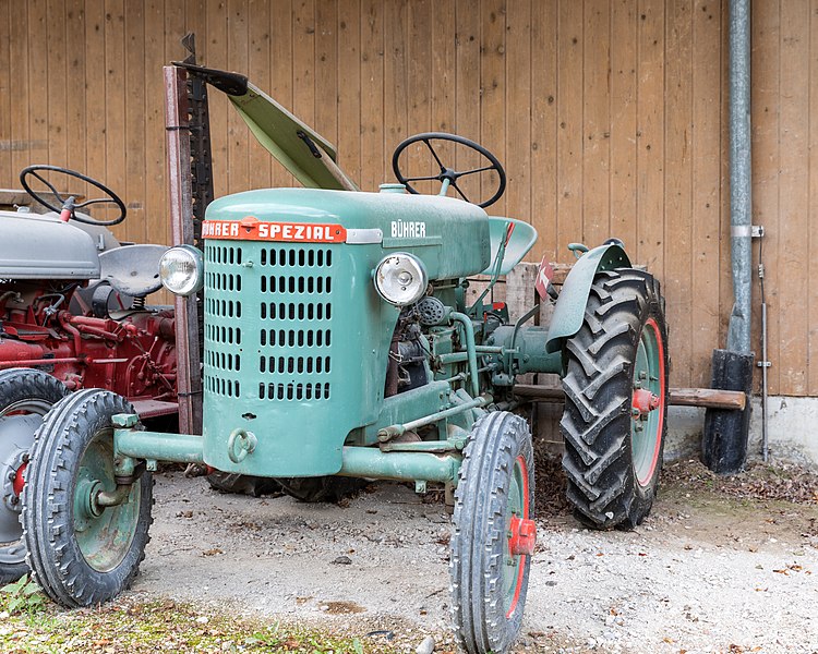File:Bührer Spezial Traktor im Thurgau.jpg