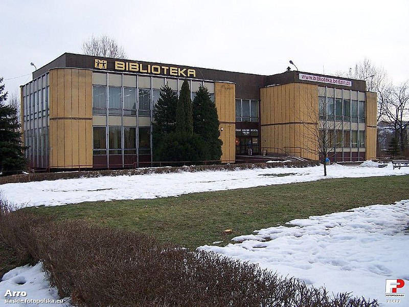 File:Będzin, Miejska i Powiatowa Biblioteka Publiczna im. Stefana Żeromskiego - fotopolska.eu (71827).jpg