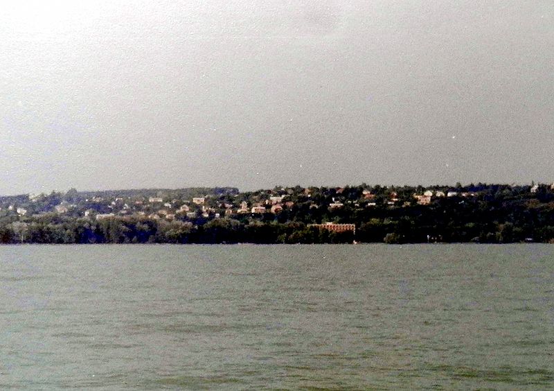 File:Balatonkenese 17 Hungary5.jpg