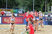 Deutsch: Beachhandball Europameisterschaften 2019 (Beach handball Euro); Tag 1: 2. Juli 2019 – Frauen, Vorrunde Gruppe D, Ukrine-Russland 2:1 (25:20, 14:17; 10:4) English: Beach handball Euro; Day 1: 2 July 2019 – Women Preliminary Round Group D – Ukraine-Russia 2:1 (25:20, 14:17; 10:4)