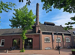Een historische en sinds 2011 weer operationele bierbrouwerij op het dorpsplein van Vessem, waar sinds 1716 al bier wordt gebrouwen.