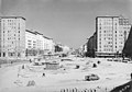 Bundesarchiv Bild 183-20145-0015, Berlin, Bau Karl-Marx-Allee, Strausberger Platz.jpg