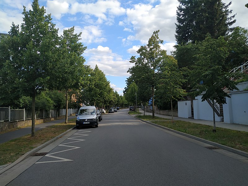 File:Buschmühlenweg (Frankfurt (Oder)).jpg