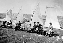 Camber Railway: sail-driven waggons with balanced lug, standing lug and gaff rigs Camber Railway - sail-driven waggons with balanced lug, standing lug and gaff rigs.jpg