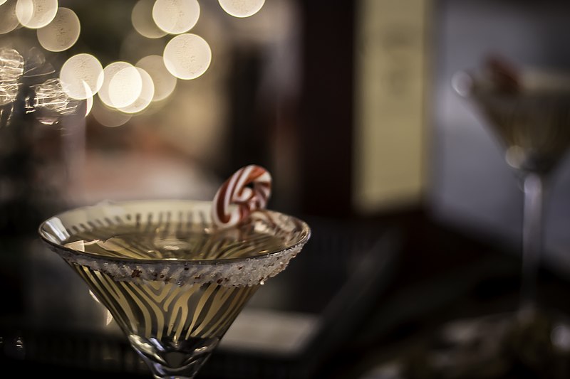 File:Candy cane martini December, 2015 (24071589976).jpg