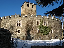 Castelul Introd.jpg