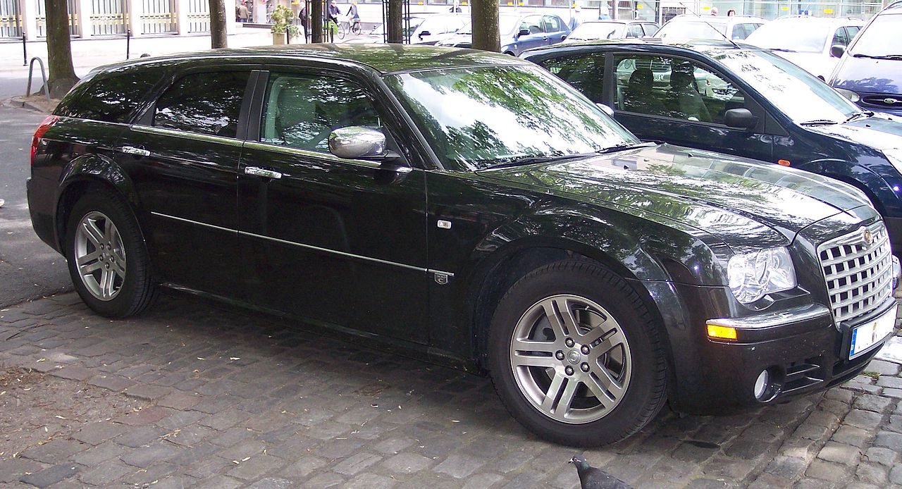 FileChrysler 300C CRD black vr.jpg Wikimedia Commons