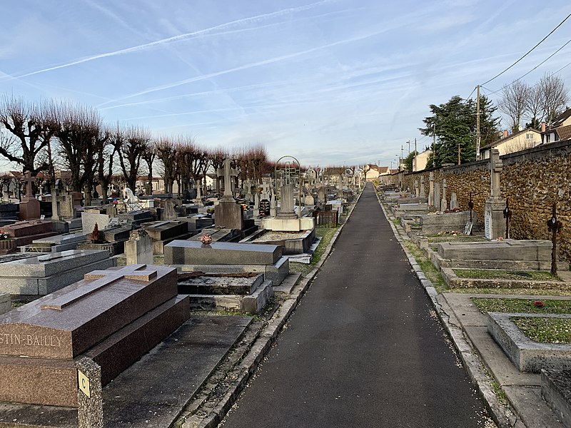 File:Cimetière Ancien Raincy Livry Gargan 8.jpg