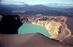Кратерное озеро вулкана Малый Семячик