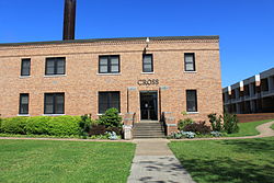 Salib dan Nelson Hall Historic District, 1 dari 2.JPG