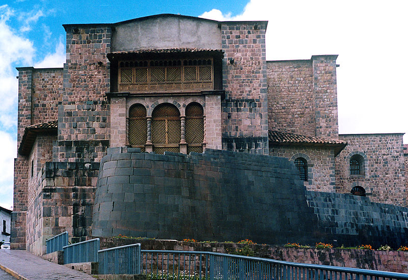 File:Cusco Coricancha Inti-Huasi main view.jpg